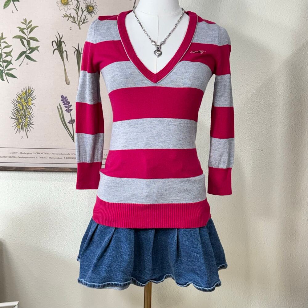 Y2k Hollister Striped V-Neck Knit Sweater Preppy Heritage Indie Academia SoCal S